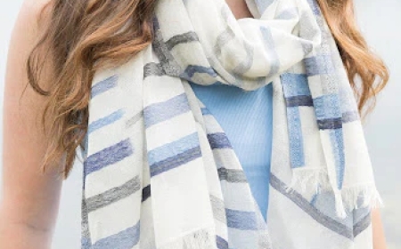 Scarf Styles for Men & Women 2025