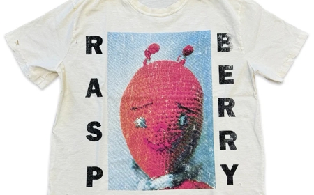 Raspberry hills Clothing