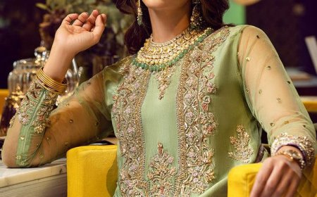 A Guide to Women Formal Dresses