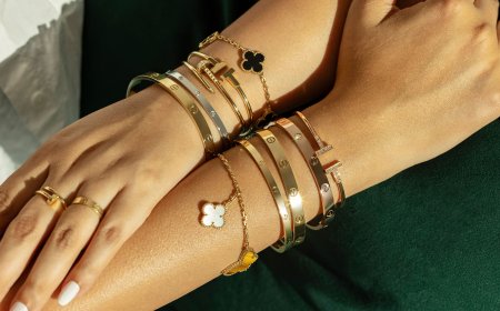 Van Cleef: The Timeless Elegance of Fine Jewelry Through Bracelets, Rings, and Necklaces