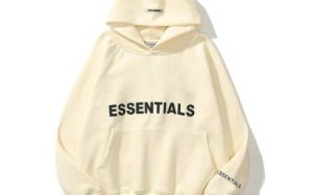 Essentials Hoodie – Perfect Layer for Year-Round Wear