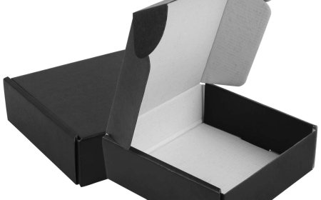 Custom Black Mailer Boxes: Stylish Packaging That Speaks Elegance