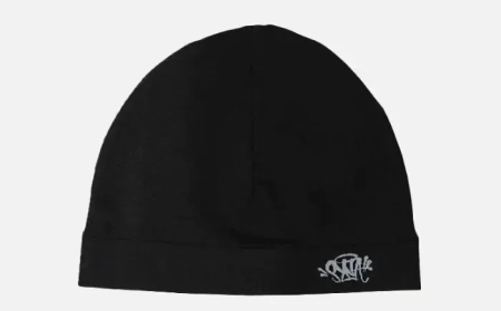 Syna Skull Cap: A New Symbol of Modern Streetwear